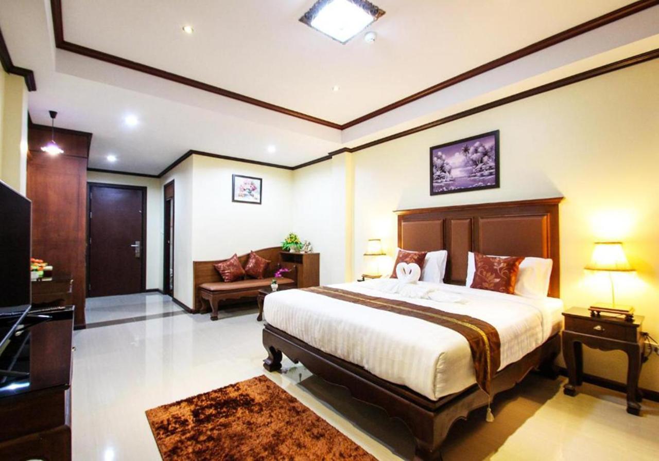 I Boutique Hotel Pluakdeng Kültér fotó